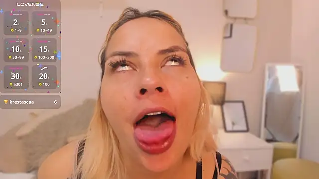 ScarleetBunny online show from 03-07-26, 11:18