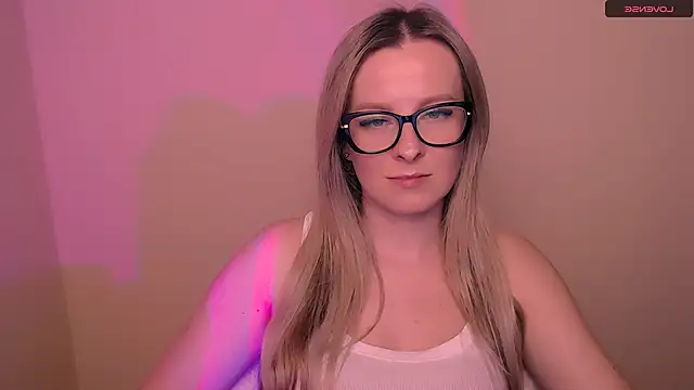 AnnePeach online show from 03-04-26, 05:52