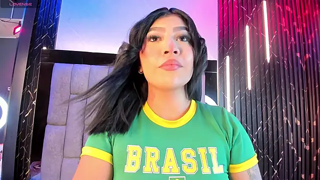 CamilaParisi online show from 06-21-26, 11:35