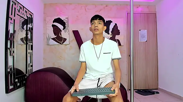 KITTY BOSH online show from 02-17-26, 01:29