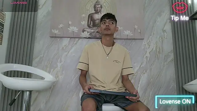 KITTY BOSH online show from 04-20-26, 01:14