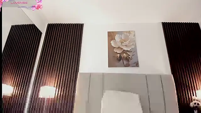  MiLa Dyva online show from 03-25-26, 04:35