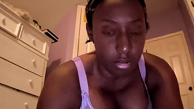 dickcray11 online show from 06-10-26, 01:39