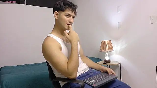 Kael Switch online show from 02-24-26, 01:25