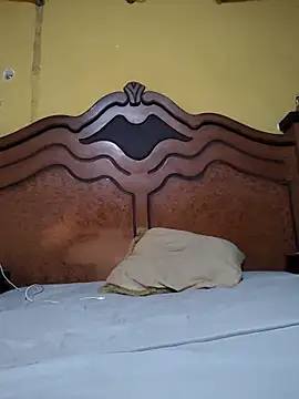 Snapshot of Cholo1096 chatting on 04-06-26, 09:49 Cholo1096 online show from 04-06-26, 09:49