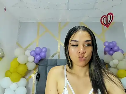 victoriaa tall online show from 02-20-26, 06:26