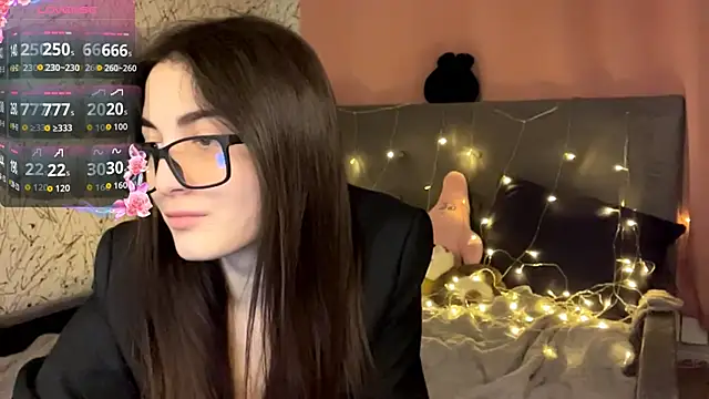 VelvetWhisper online show from 03-12-26, 07:53