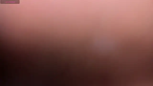 Snapshot of AmyRosse_X chatting on 05-24-26, 03:44 AmyRosse X online show from 05-24-26, 03:44