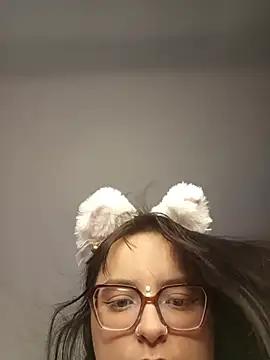 daphneev online show from 06-24-26, 10:20