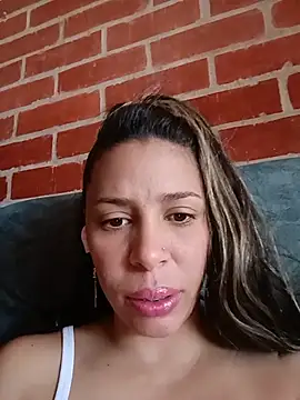 kiki milu online show from 05-09-26, 02:44