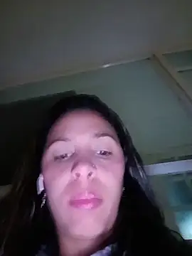 kiki milu online show from 06-07-26, 01:43