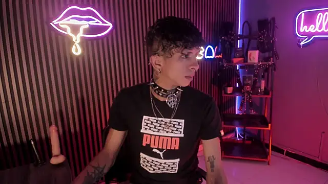 Maximoking26 online show from 04-20-26, 04:48