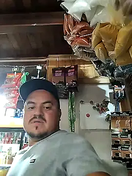 Snapshot of coupleCol90 chatting on 03-10-26, 08:58 coupleCol90 online show from 03-10-26, 08:58