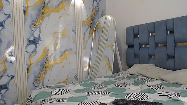 GOLD BOYS online show from 04-25-26, 01:25