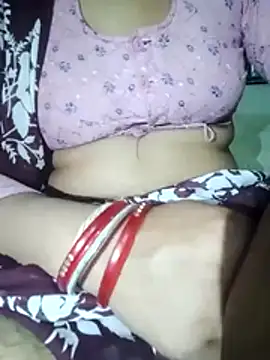 Snapshot of Soniya32 chatting on 04-17-26, 09:12 Soniya32 online show from 04-17-26, 09:12