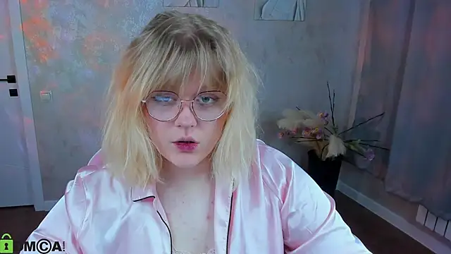 luna c0ra online show from 03-24-26, 01:10