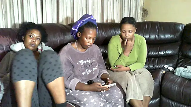 Sky-Diamond online show from 03-21-26, 06:51