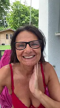 Snapshot of Dance_Lady chatting on 06-28-26, 11:27 Dance Lady online show from 06-28-26, 11:27