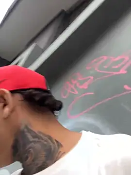 Snapshot of Maxtor_ chatting on 02-25-26, 11:42 Maxtor online show from 02-25-26, 11:42