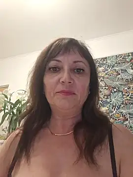 SaraGina online show from 04-19-26, 09:06