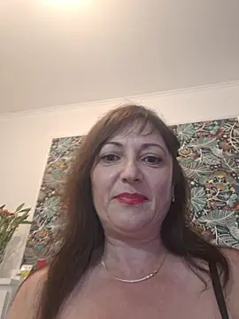 Snapshot of SaraGina chatting on 05-16-26, 07:45 SaraGina online show from 05-16-26, 07:45