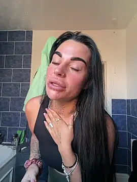 Darkfantisyx online show from 04-17-26, 04:10