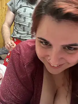 Snapshot of Sandragll chatting on 05-03-26, 01:33 Sandragll online show from 05-03-26, 01:33