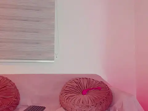 yourlollypetite online show from 03-08-26, 11:19