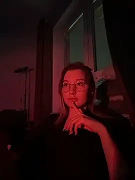 Snapshot of EmmaTurners chatting on 02-20-26, 06:41 EmmaTurners online show from 02-20-26, 06:41