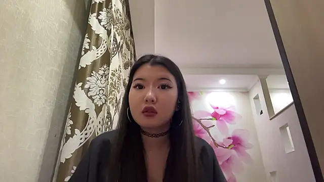 MaeRaads online show from 02-25-26, 03:21