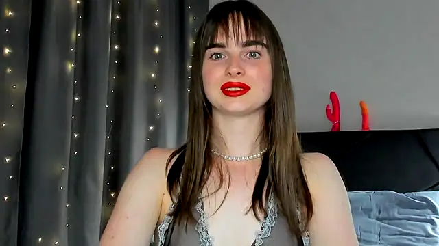 megann fox2 online show from 06-15-26, 06:32