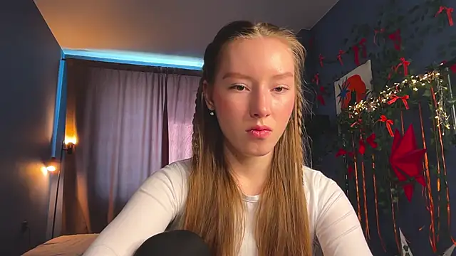 Snapshot of Anna_Kare chatting on 03-08-26, 07:34 Anna Kare online show from 03-08-26, 07:34