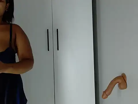 Loyal Sashaa online show from 02-24-26, 05:27