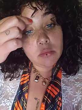 Deesse luna online show from 04-16-26, 07:03