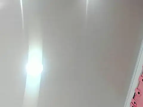 Snapshot of Mia-BOOBSPRETTY chatting on 03-19-26, 08:24 Mia-BOOBSPRETTY online show from 03-19-26, 08:24