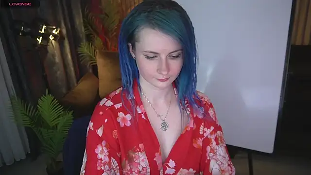 AlisaGracee online show from 06-16-26, 07:05