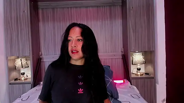 AllieBennet online show from 04-12-26, 12:10