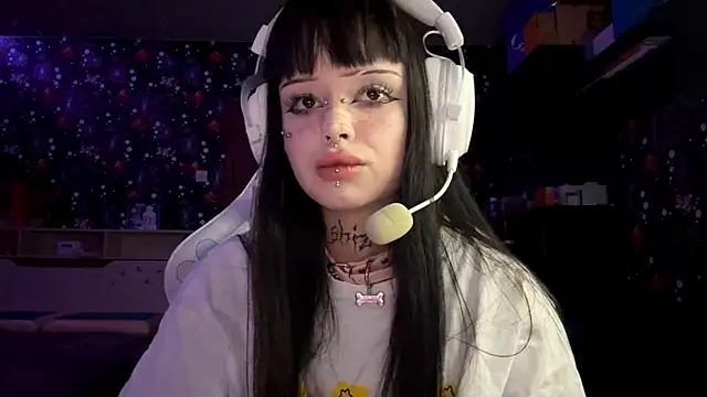 Luna Sohotti online show from 03-07-26, 03:20