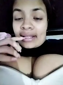 Snapshot of SiaFoxx_ chatting on 04-06-26, 03:04 SiaFoxx online show from 04-06-26, 03:04