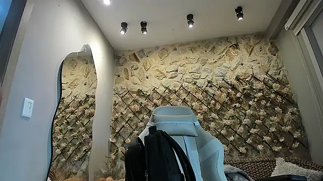 SilkNyx online show from 03-06-26, 01:40