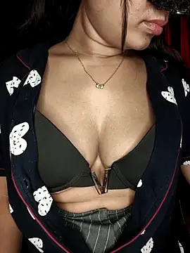 LINNI 3 online show from 02-25-26, 04:49