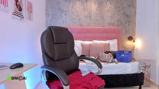 brithanycampbell online show from 04-10-26, 12:21