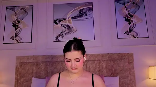 zoe moon   online show from 06-09-26, 01:12