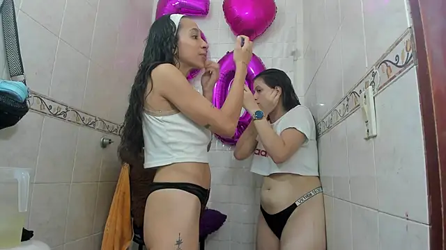 Snapshot of Princedemonlindasdestroy chatting on 05-26-26, 07:32 Princedemonlindasdestroy online show from 05-26-26, 07:32