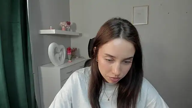 Snapshot of AdeleSolo chatting on 04-30-26, 12:44 AdeleSolo online show from 04-30-26, 12:44