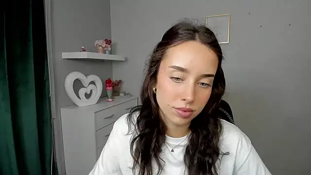Snapshot of AdeleSolo chatting on 05-15-26, 05:36 AdeleSolo online show from 05-15-26, 05:36