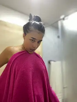 I Samanthaa online show from 02-17-26, 10:16