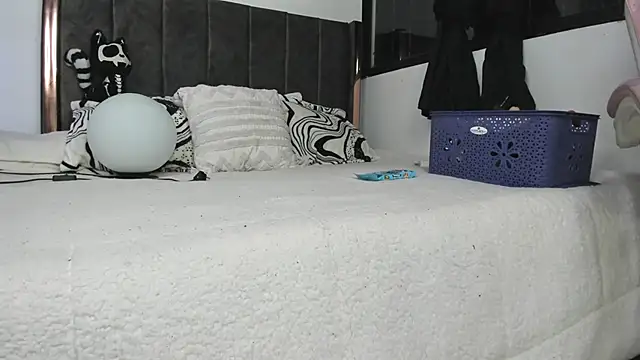 Helldy 666 online show from 04-25-26, 04:15