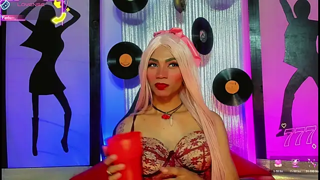 suzume Mendez online show from 06-06-26, 10:58