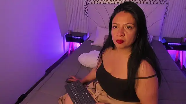 Renatta Milly online show from 02-18-26, 03:24